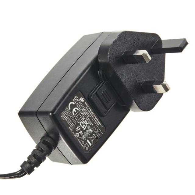 Orion Lab Star serie 100-240 V50/60Hz universal adapter universal strømadapter med twist-and-loc