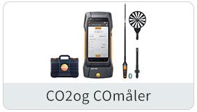 CO- og CO₂-måler i brug under indeklimamåling i kontormiljø